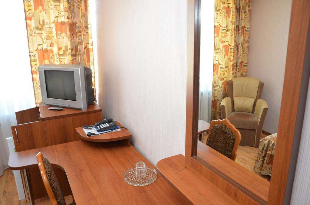 Belarus Hotel Брест Номер фото